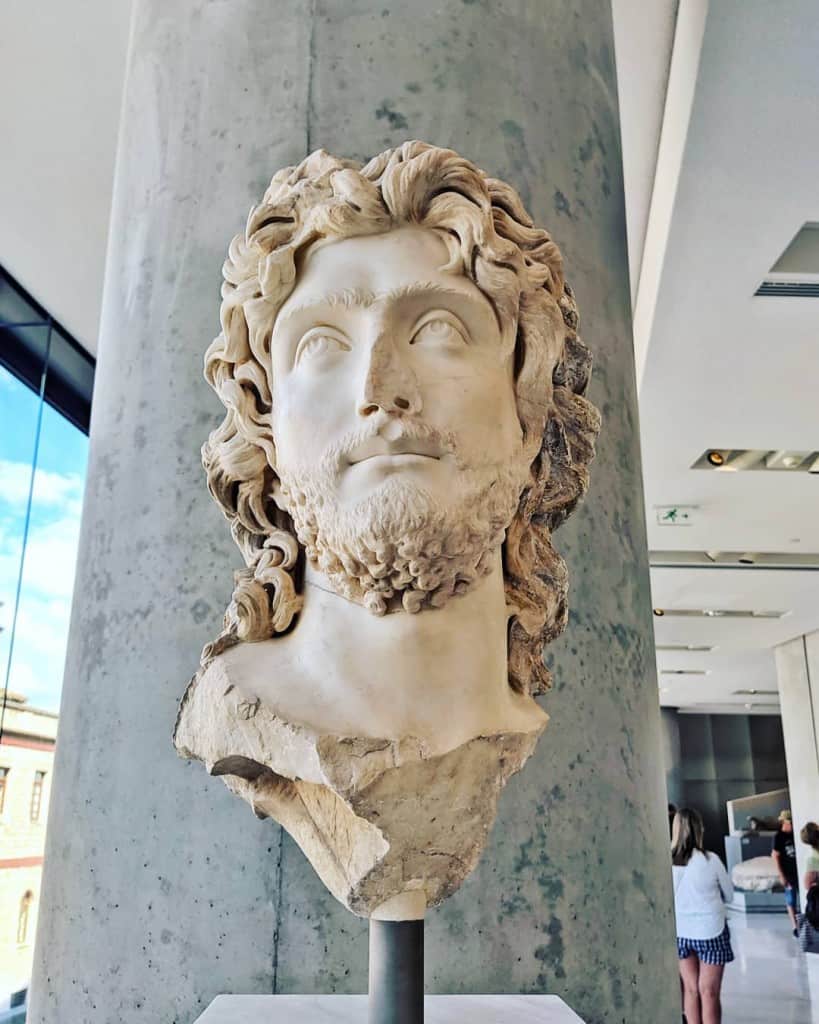 3 day Athens Itinerary: Visit the "New" Acropolis Museum