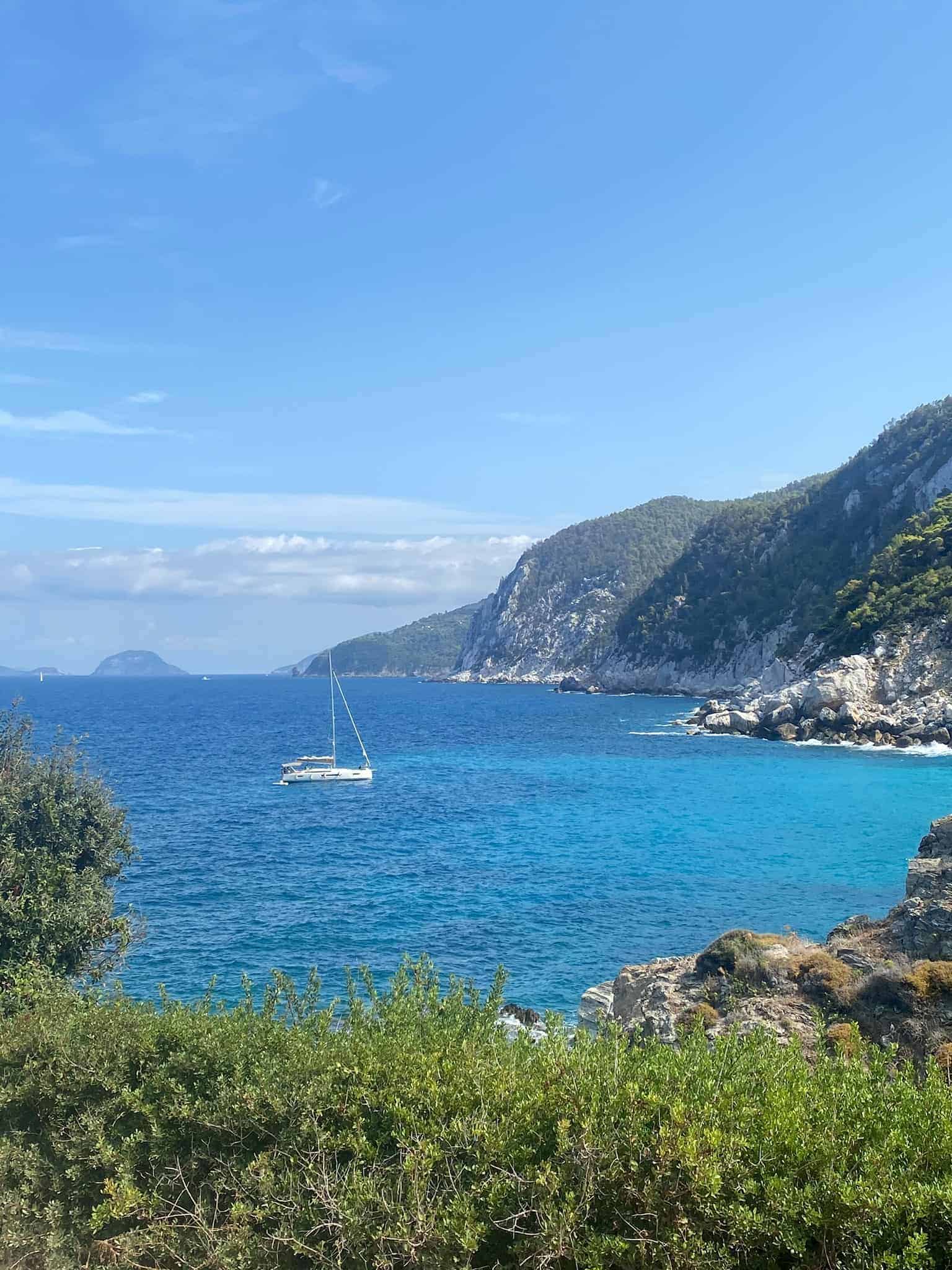 The dramatic scenery surrounding Agios Ioannis Kastri