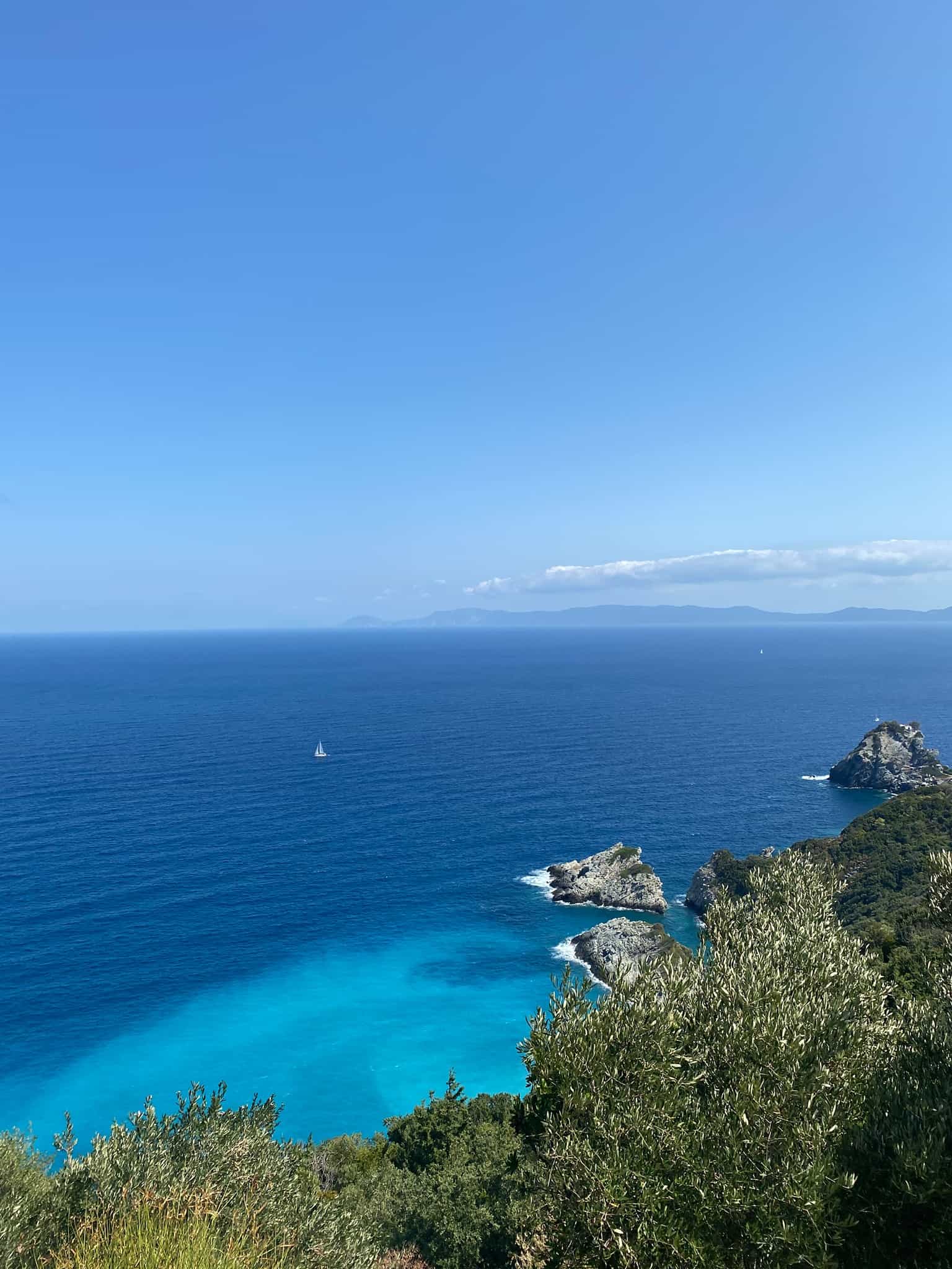 The road to Agios Ioannis Kastri