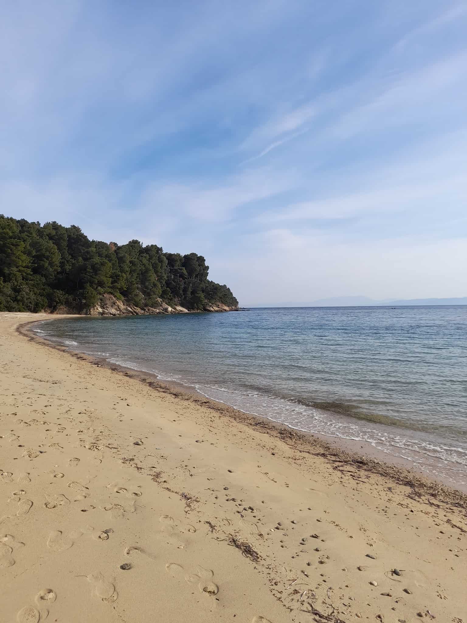 Where to stay in Skiathos: Vromolimnos beach