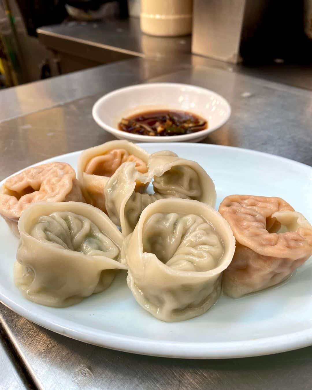 Things to try at Gwangjang market Seoul: Mandu dumplings