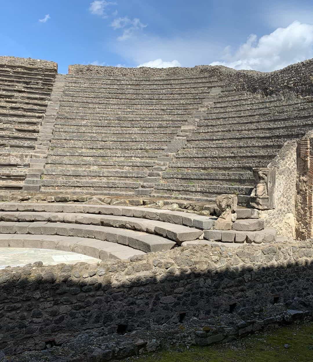 Getting from Naples to Pompeii