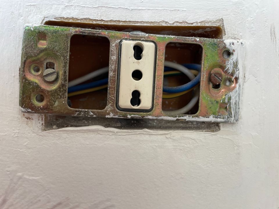 Unsafe Airbnb listing with exposed wiring 